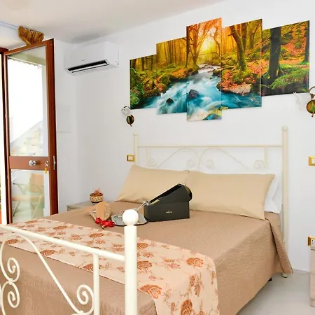 Caldi Abbracci Bed & Breakfast Meta Exterior photo